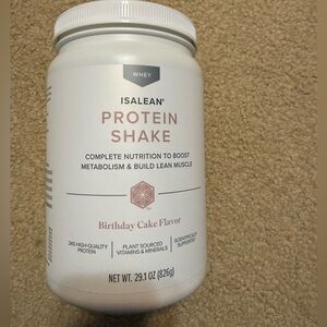Isalean Protein Shake - Birthday Cake Flavor
